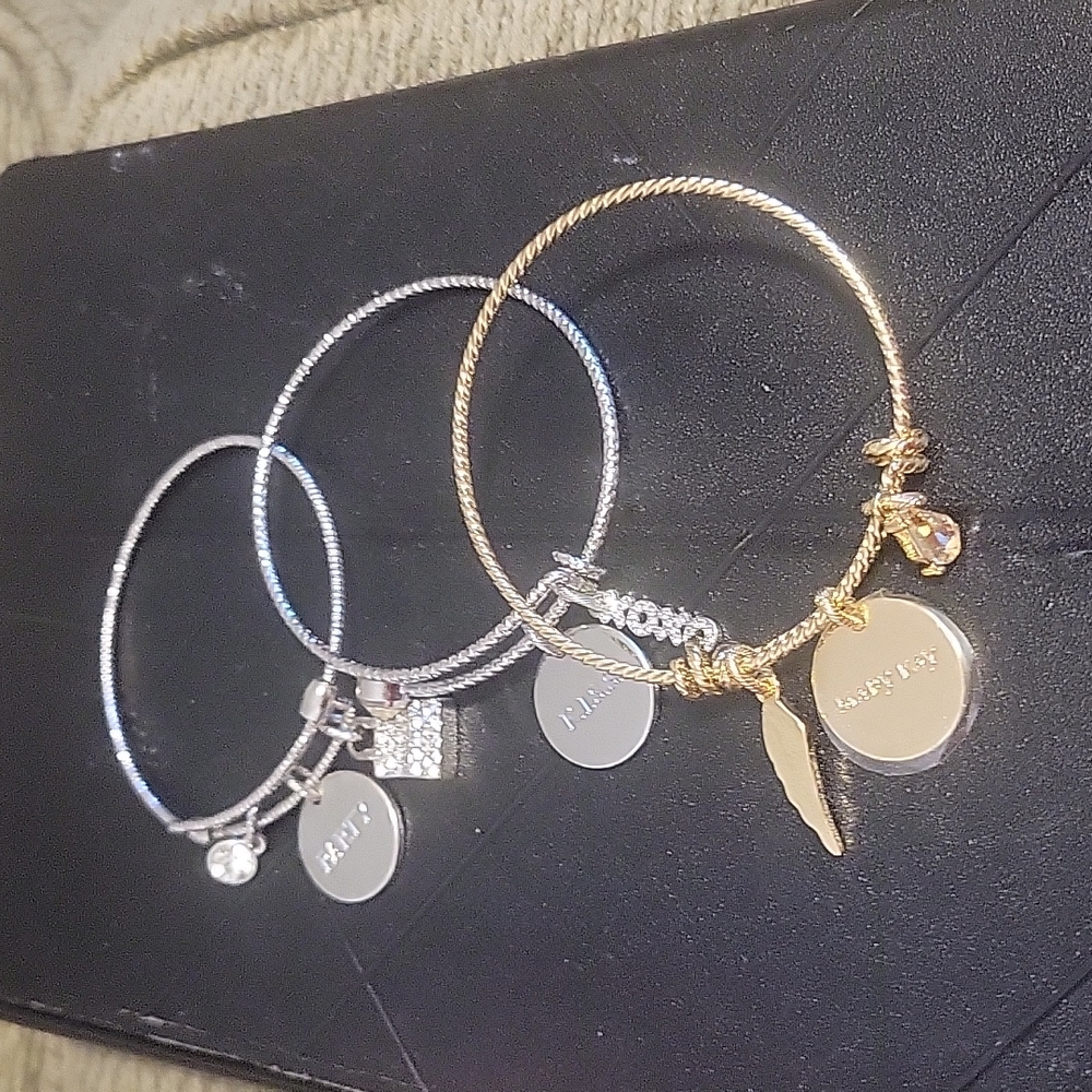 Mary Kay bracelet
